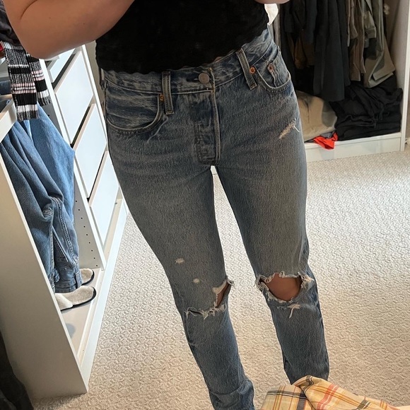 Brand NEW, never worn, Levi’s premium 501 skinny. - Picture 6 of 7